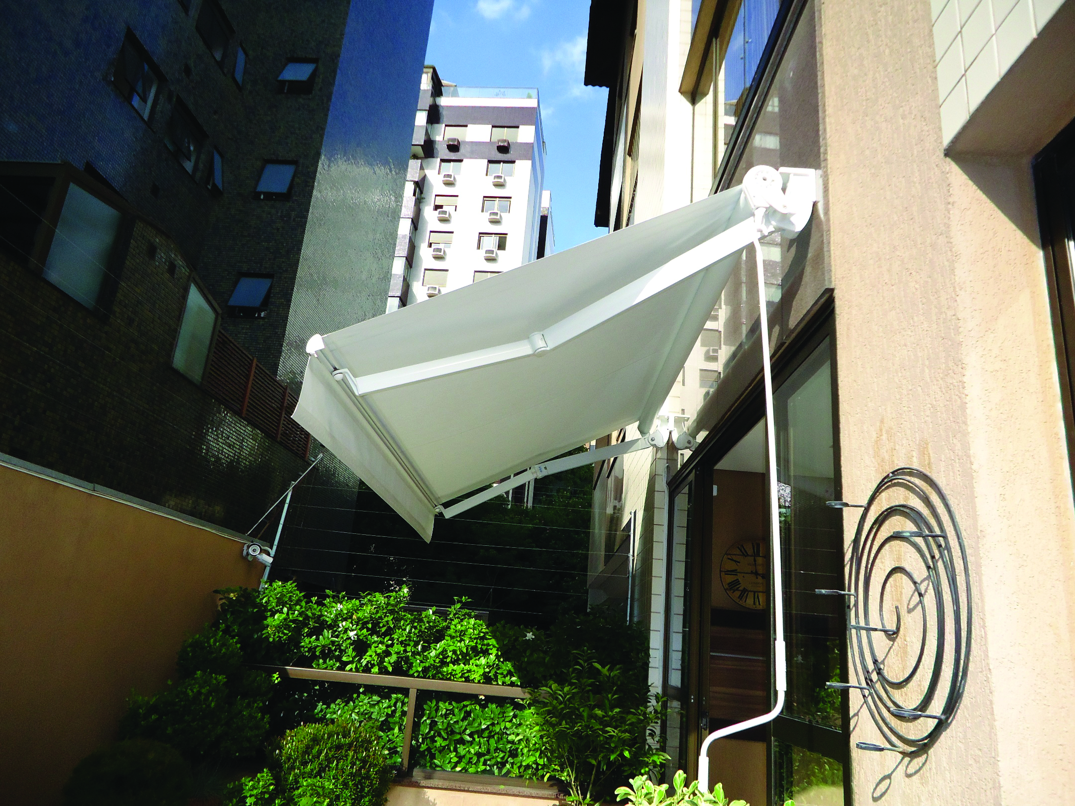 awnings-2.jpg